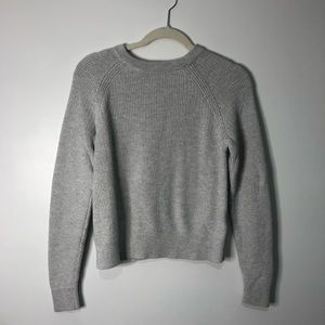 Banana Republic Gray knit sweater round neck